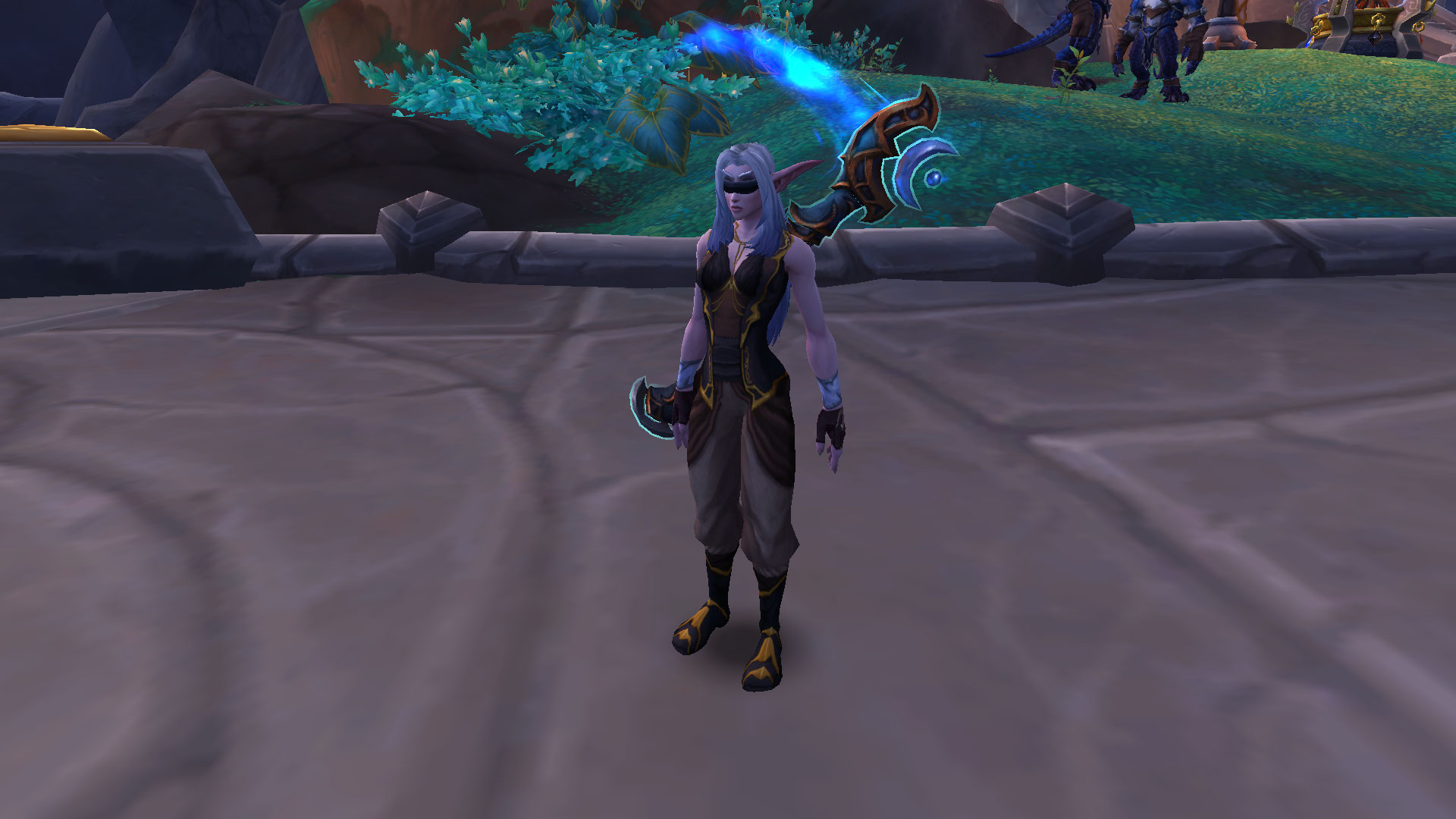 WoW night elf in a bandage and with a scythe